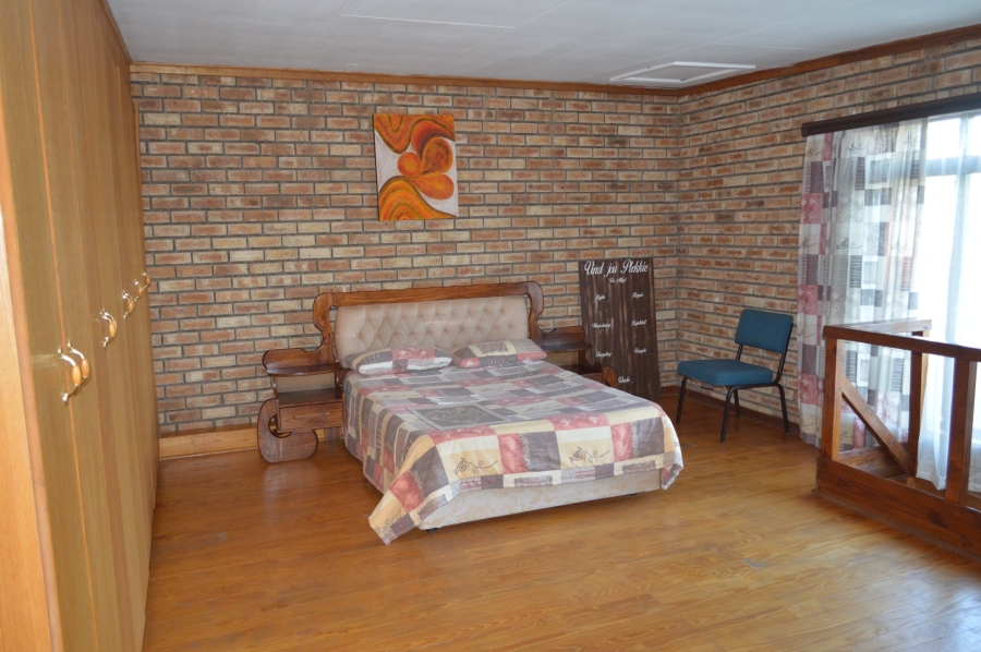 6 Bedroom Property for Sale in Doringkruin North West